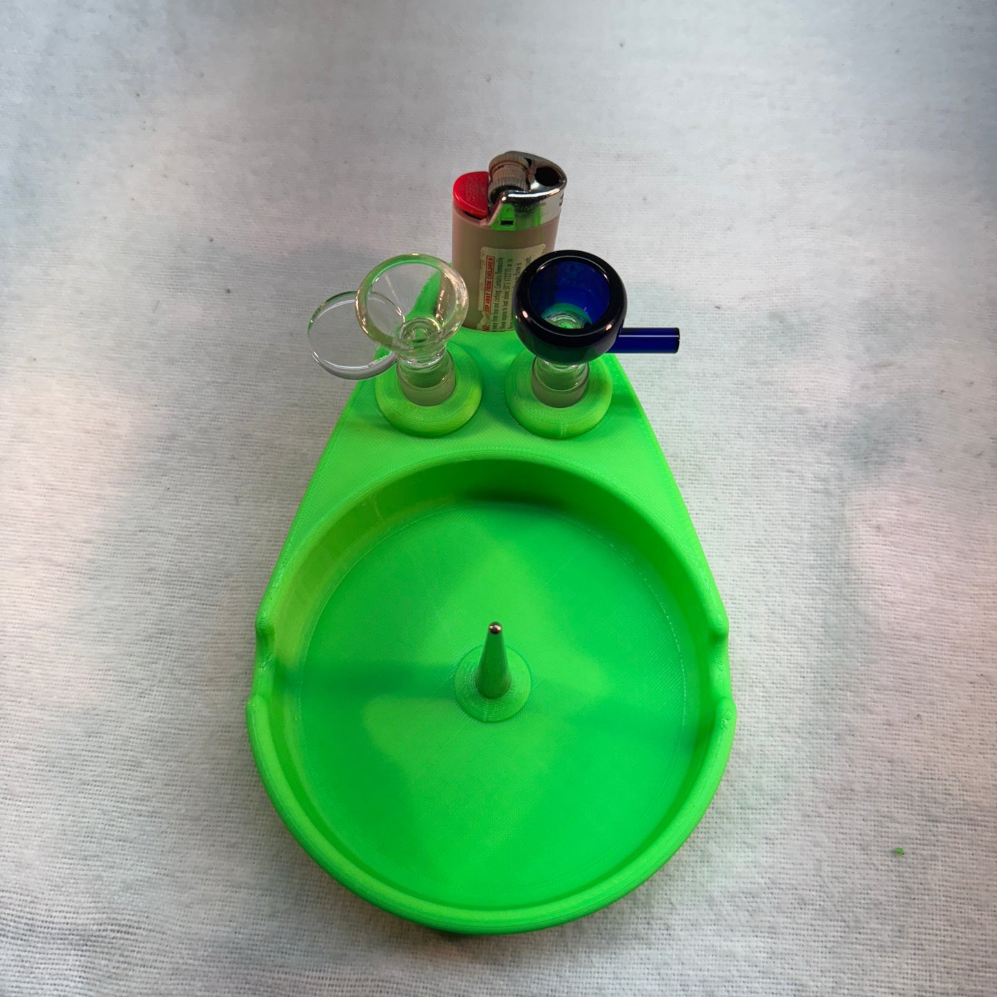 Debowler Ashtray with with holder for glass and lighter.