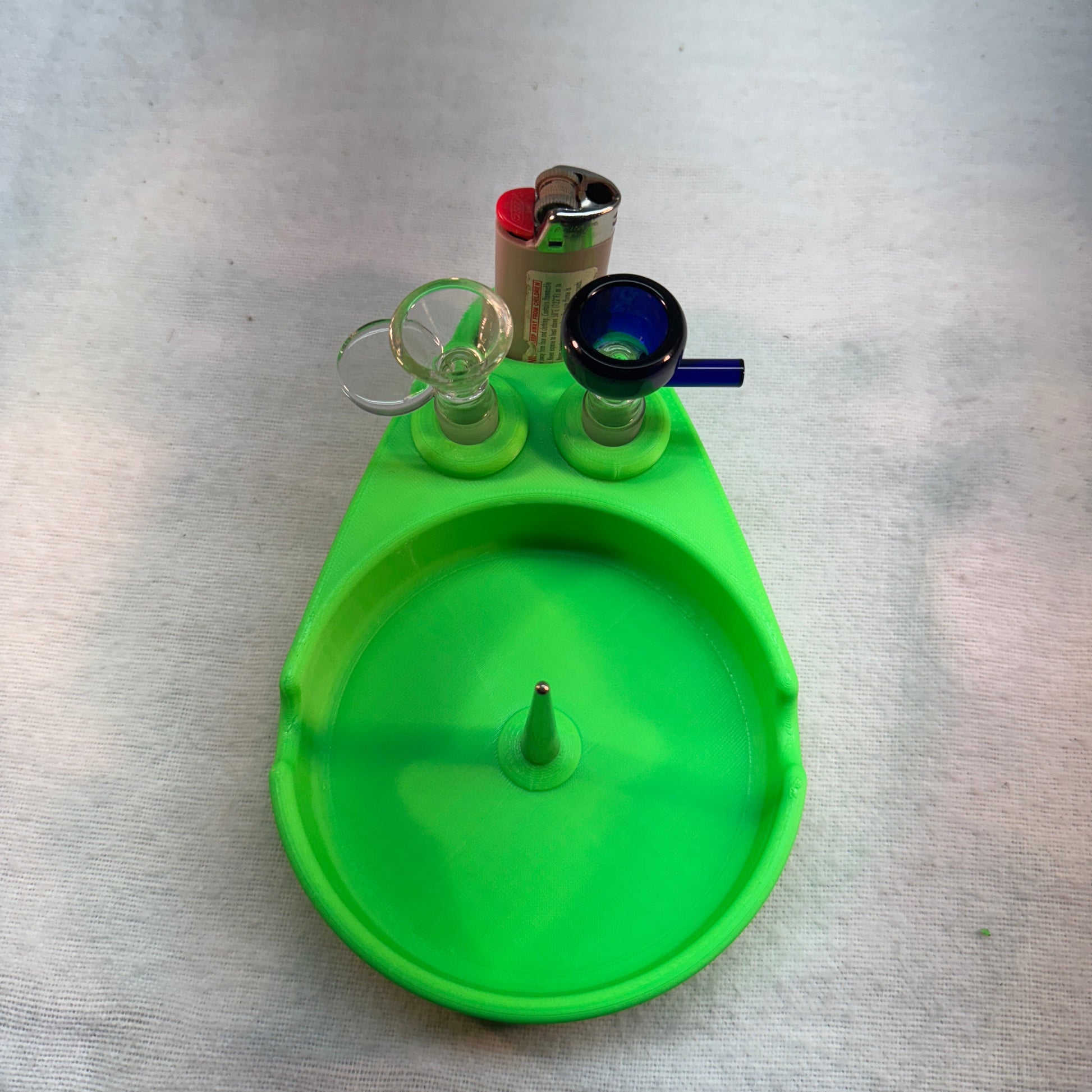 Debowler Ashtray with with holder for glass and lighter.